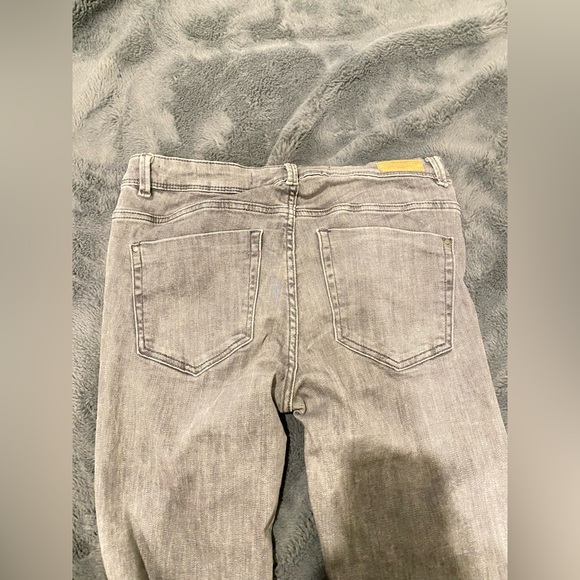 Zara Grey Jeggings - Picture 3 of 6